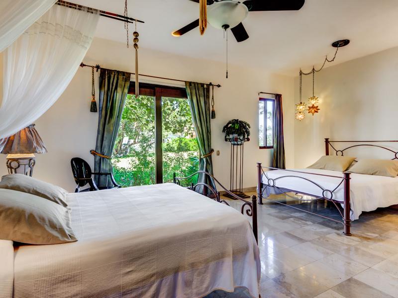 Estrella del Mar , Mayan Region , Playa Del Carmen  