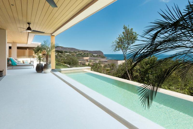 Kupuri Beach Residences 601